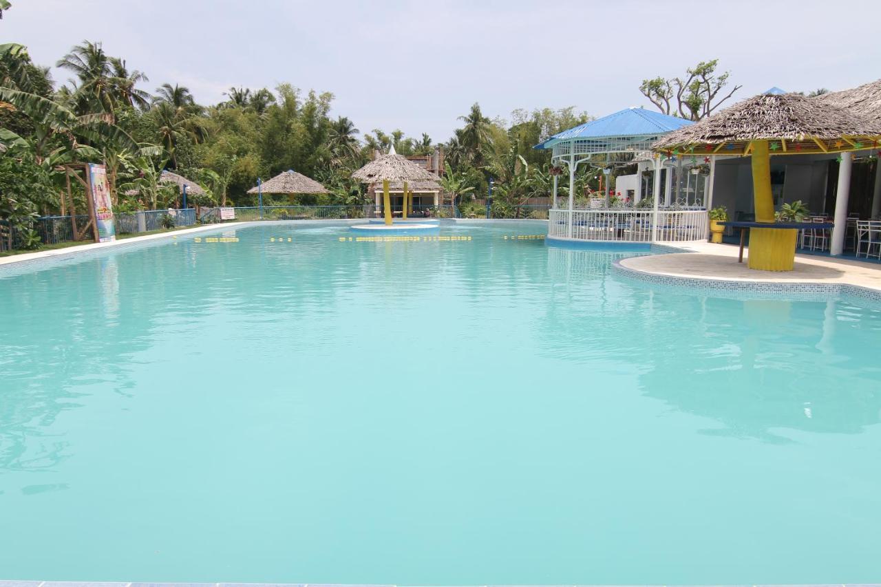 Sweetwater Resort Zamboanguita  外观 照片